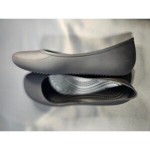 women's Crocs Brooklyn Flats- size 6- black (STYLE:209384)